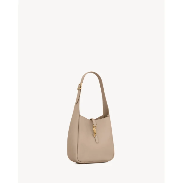 Saint Laurent LE 5 À 7 supple small IN GRAINED LEATHER designed in Paris