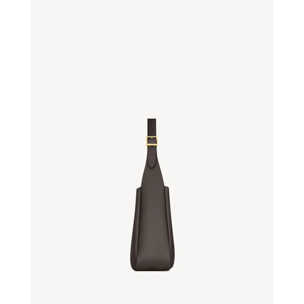 Saint Laurent LE 5 À 7 supple small in grained leather designed in Paris