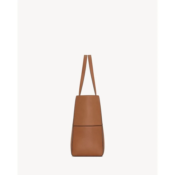 Saint Laurent SAINT LAURENT PARIS small 4 CARRÉ tote in leather designed in Paris