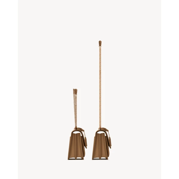 Saint Laurent SUNSET medium IN SMOOTH LEATHER designed in Paris