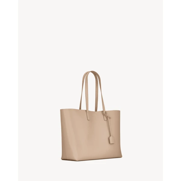 Saint Laurent Shopping Saint Laurent in leather designed in Paris