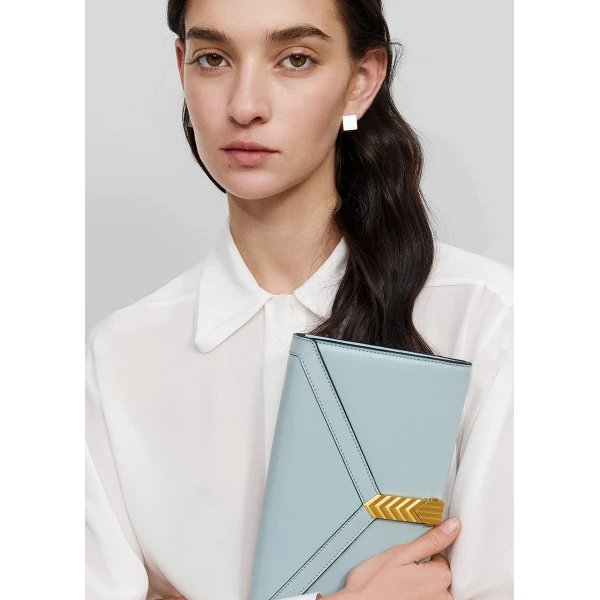 The Frankie Shop 3D-Collar Shirt - Ivory - Oversized Minimalist Tops in Ivory - Shop at Luxury Shoes 