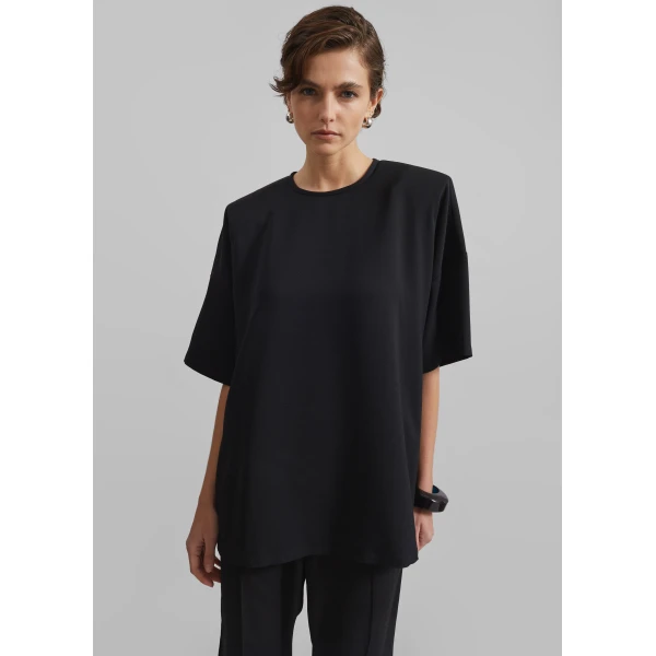 The Frankie Shop Callice Padded T-Shirt - Black - Oversized Minimalist Tops in Black - Shop at Luxury Shoes 