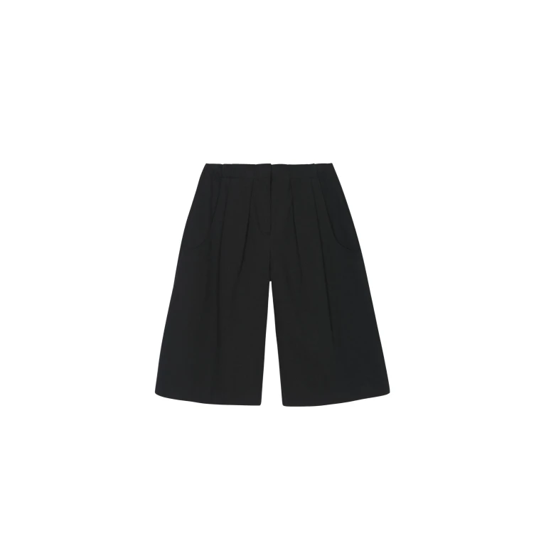 The Frankie Shop Cedar Bermuda Shorts - Black - Oversized Minimalist Shorts in Black - Shop at Luxury Shoes 