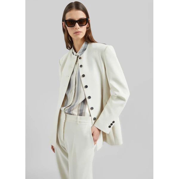 The Frankie Shop Chesnay Collarless Blazer – Cream, view 3