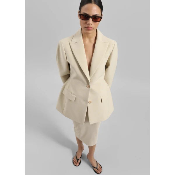 The Frankie Shop Colette Hourglass Blazer - Beige - Oversized Minimalist Jackets in Beige - Shop at Luxury Shoes 