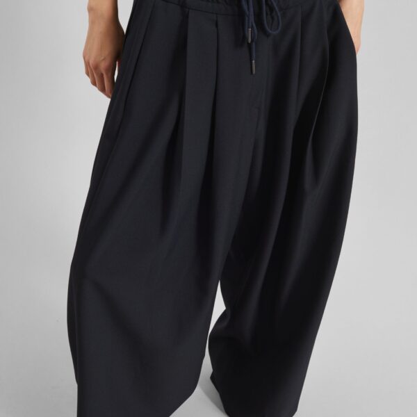 The Frankie Shop Corlen Pleated Wide Pants – Dark Navy, view 3