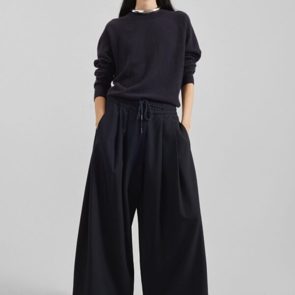 The Frankie Shop Corlen Pleated Wide Pants – Dark Navy, view 5