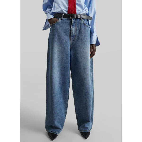 The Frankie Shop Dawson Wide Leg Jeans - Medium Wash - Oversized Minimalist Pants in Grey - Shop at Luxury Shoes 