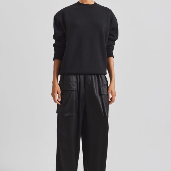 The Frankie Shop Delny Satin Cargo Pants – Black, view 3