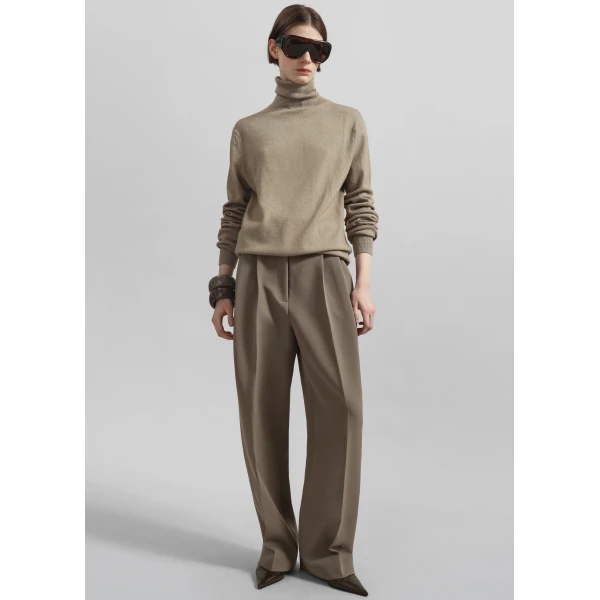 The Frankie Shop Doyer Pleated Trousers – Moss Green, view 2