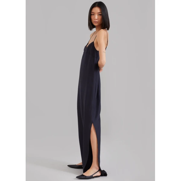 The Frankie Shop Dylana Sleeveless Maxi Dress - Navy - Oversized Minimalist Dresses in Blue - Shop at Luxury Shoes 