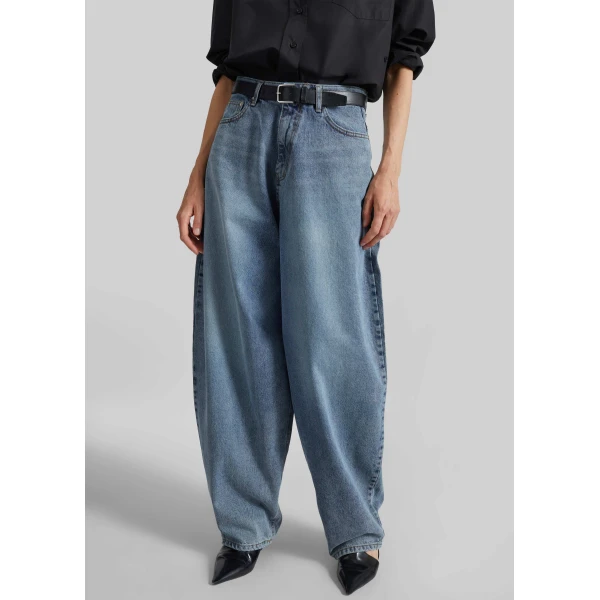The Frankie Shop Elga Barrel Leg Jeans - Medium Wash - Oversized Minimalist Pants in Grey - Shop at Luxury Shoes 