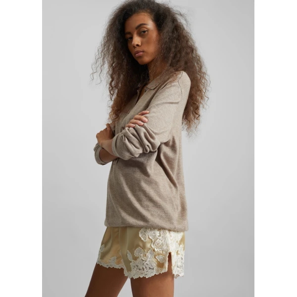 The Frankie Shop Eri Satin Shorts - Vanilla Cream - Oversized Minimalist Shorts in Ivory - Shop at Luxury Shoes 