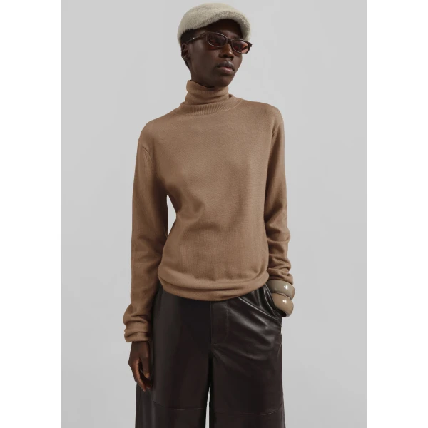 The Frankie Shop Eve Thin Turtleneck Sweater – Camel, view 2