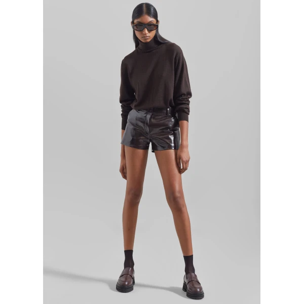 The Frankie Shop Eve Thin Turtleneck Sweater - Dark Brown - Oversized Minimalist Knitwear in Beige - Shop at Luxury Shoes 