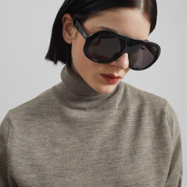 The Frankie Shop Eve Thin Turtleneck Sweater – Taupe, view 3