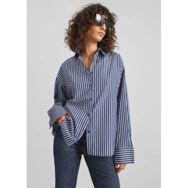 The Frankie Shop Forli Shirt - Navy/White Stripe - Oversized Minimalist Tops in Multicolour - Shop at Luxury Shoes 
