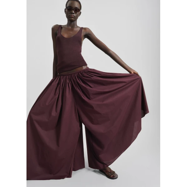 The Frankie Shop Gaeta Wide Corded Waistband Culottes - Burgundy - Oversized Minimalist Pants in Red - Shop at Luxury Shoes 