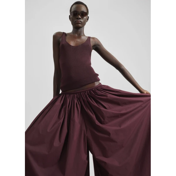 The Frankie Shop Gaeta Wide Corded Waistband Culottes - Burgundy - Oversized Minimalist Pants in Red - Shop at Luxury Shoes 