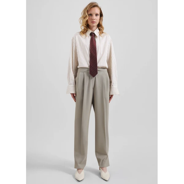 The Frankie Shop Gainsford Neck Tie Shirt - Beige/Brown Stripe - Oversized Minimalist Tops in Multicolour - Shop at Luxury Shoes 