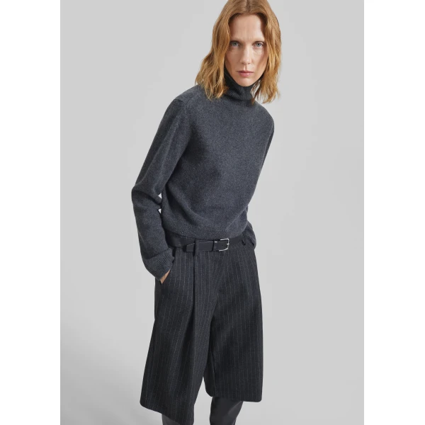 The Frankie Shop Grenaa Wool Turtleneck Sweater - Dark Grey - Oversized Minimalist Knitwear in Grey - Shop at Luxury Shoes 
