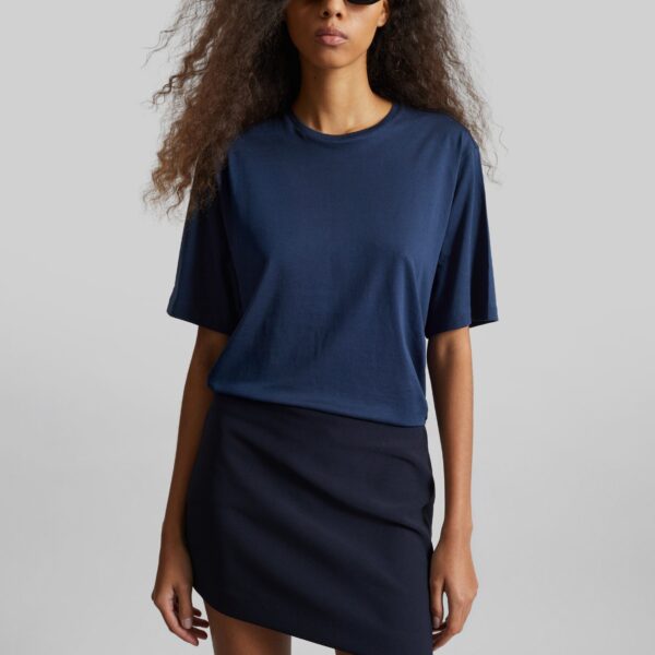 The Frankie Shop Harper Soft Organic T-Shirt – Navy Top, view 4