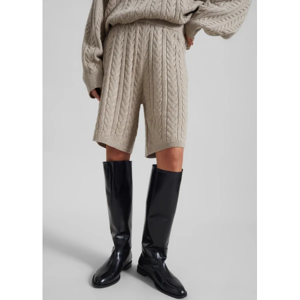 The Frankie Shop Karmoy Cable Knit Shorts – Beige, view 2