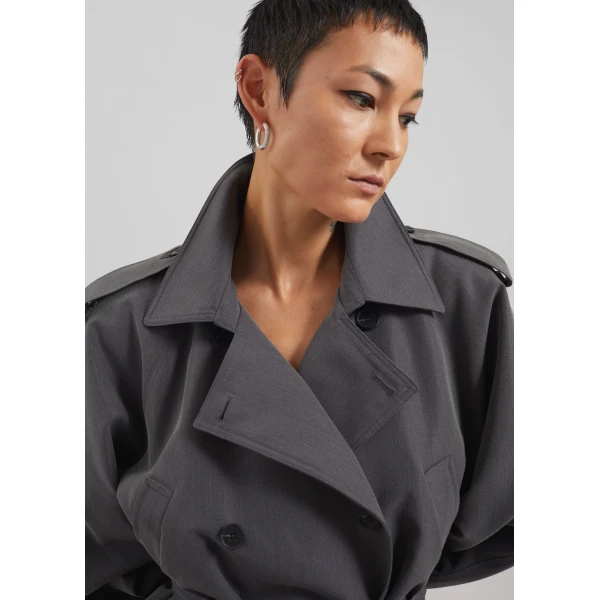 The Frankie Shop Kinsley Cropped Trench Jacket - Grey - Oversized Minimalist Coats in Grey - Shop at Luxury Shoes 
