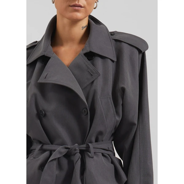 The Frankie Shop Kinsley Cropped Trench Jacket - Grey - Oversized Minimalist Coats in Grey - Shop at Luxury Shoes 