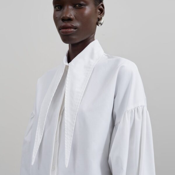 The Frankie Shop Klara Long Collar Shirt – White, view 2
