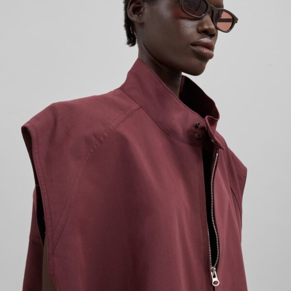 The Frankie Shop Lance Sleeveless Bomber Jacket – Burgundy, view 3