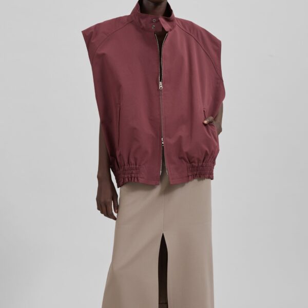The Frankie Shop Lance Sleeveless Bomber Jacket – Burgundy, view 6