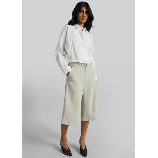 The Frankie Shop Lavre Belted Bermuda Shorts - Beige Melange - Oversized Minimalist Shorts in Beige - Shop at Luxury Shoes 