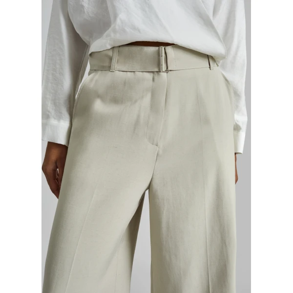 The Frankie Shop Lavre Belted Bermuda Shorts - Beige Melange - Oversized Minimalist Shorts in Beige - Shop at Luxury Shoes 