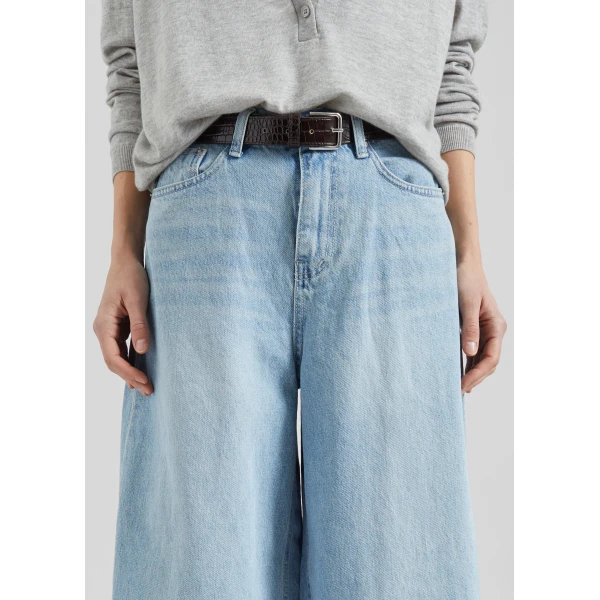 The Frankie Shop Lucena Barrel-Leg Jeans - Light Wash - Oversized Minimalist Pants in Grey - Shop at Luxury Shoes 