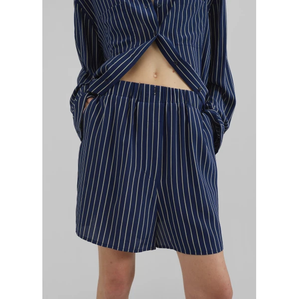The Frankie Shop Lui Striped Boxer Shorts - Navy/Beige Pinstripe - Oversized Minimalist Shorts in Multicolour - Shop at Luxury Shoes 