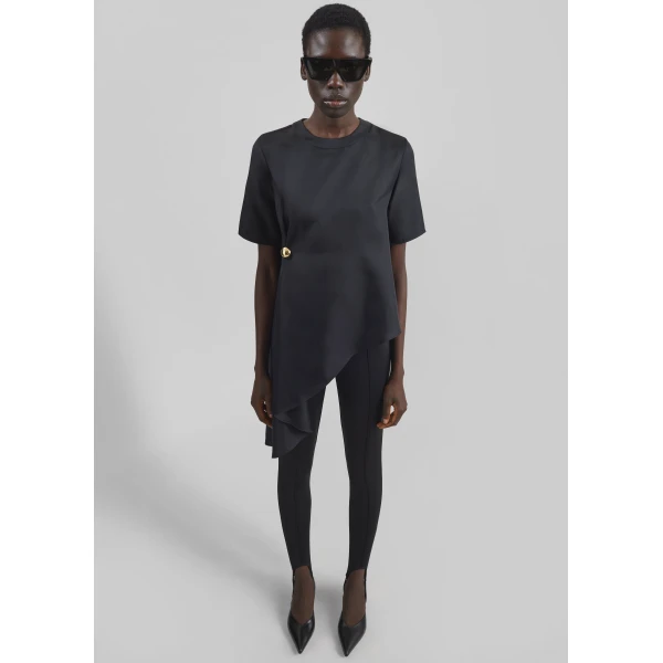 The Frankie Shop Madea Asymmetric Silk Twill Top – Black, view 5