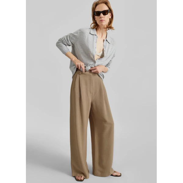 The Frankie Shop Marfa Linen Pleated Trousers - Camel - Oversized Minimalist Pants in Beige - Shop at Luxury Shoes 