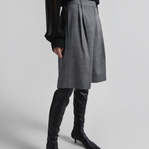 The Frankie Shop Marfa Pleated Bermuda Shorts – Grey Melange, view 5