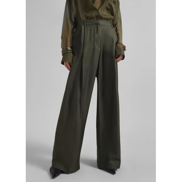 The Frankie Shop Marfa Pleated Silk Trousers – Khaki, view 3