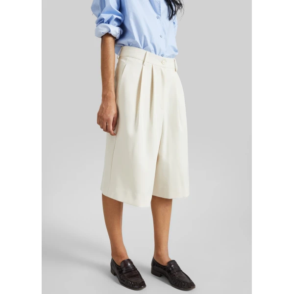 The Frankie Shop Martel Pleated Bermuda Shorts - Cream - Oversized Minimalist Shorts in Ivory - Shop at Luxury Shoes 