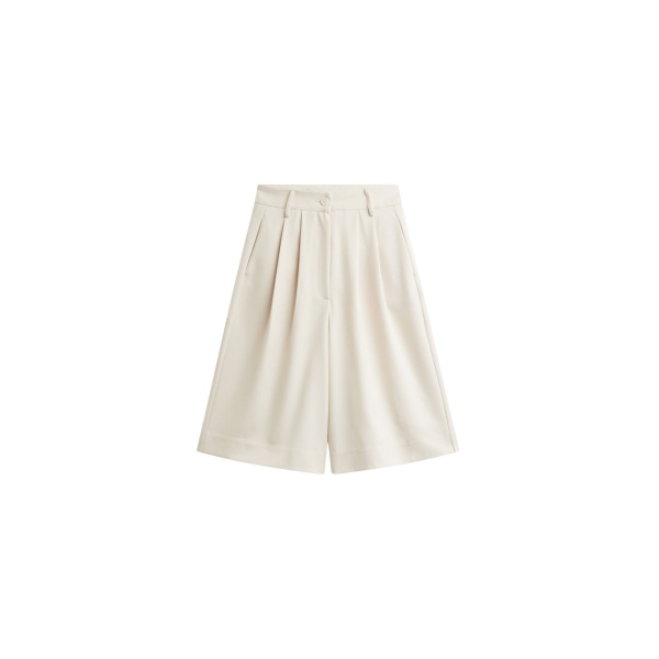 The Frankie Shop Martel Pleated Bermuda Shorts - Cream - Oversized Minimalist Shorts in Ivory - Shop at Luxury Shoes 