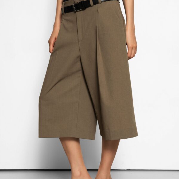 The Frankie Shop Meldert Bermuda Shorts – Khaki Brown, view 3