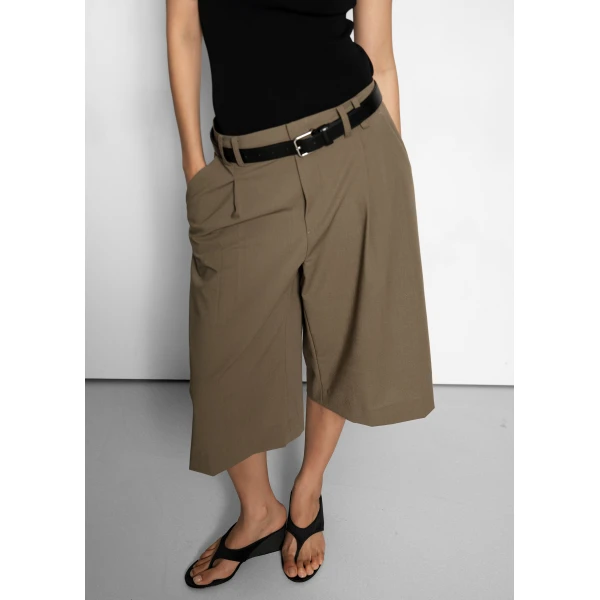 The Frankie Shop Meldert Bermuda Shorts - Khaki Brown - Oversized Minimalist Shorts in Beige - Shop at Luxury Shoes 