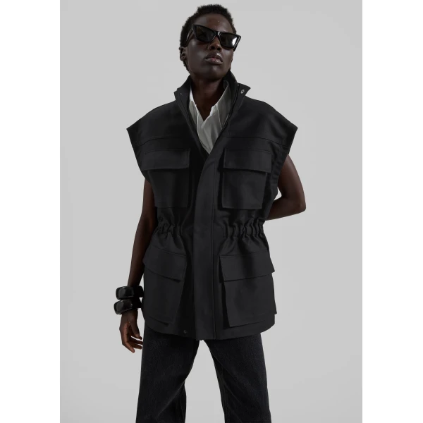 The Frankie Shop Melton Detachable Sleeve Cargo Jacket - Black - Oversized Minimalist Jackets in Black - Shop at Luxury Shoes 