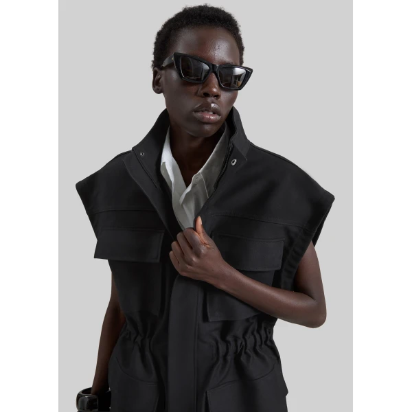 The Frankie Shop Melton Detachable Sleeve Cargo Jacket - Black - Oversized Minimalist Jackets in Black - Shop at Luxury Shoes 