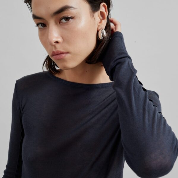 The Frankie Shop Mesa Sheer Long Sleeve Tee – Navy Top, view 3