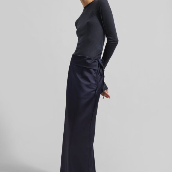 The Frankie Shop Mesa Sheer Long Sleeve Tee – Navy Top, view 4
