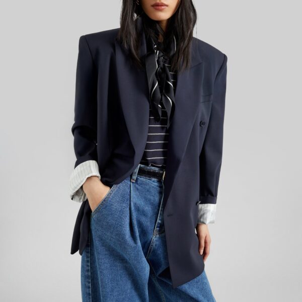 The Frankie Shop Monterey Structured Blazer – Dark Navy, view 2